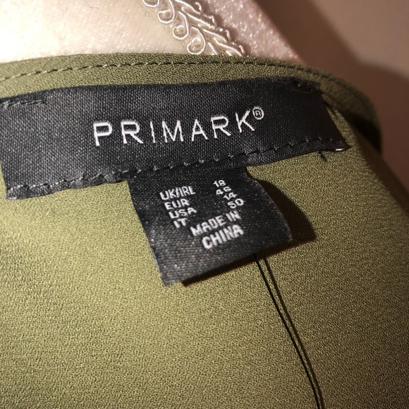 PRIMARK Forrest Green Blouse w/ Buttons NWT - Picture 5 of 8